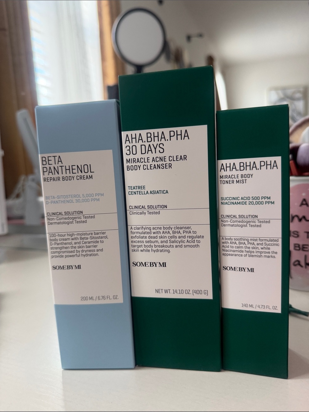 AHA.BHA.PHA 30 Days Miracle Acne Clear Body Cleanser - Green